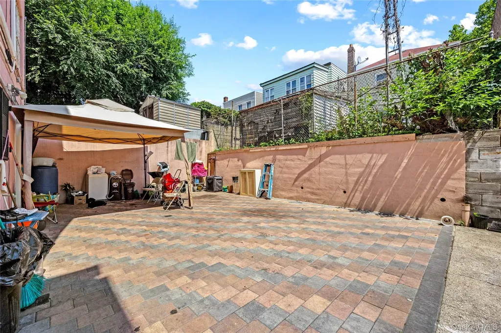 2436 Buck Street Bronx NY 10461