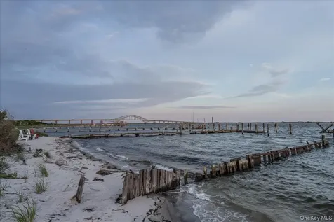 72 Circle Drive Oak Beach NY 11702