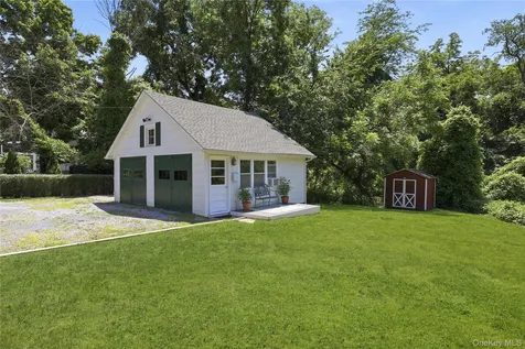189 Pound Ridge Road Bedford NY 10506
