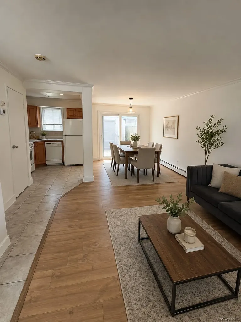 920 Broadway Woodmere NY 11598