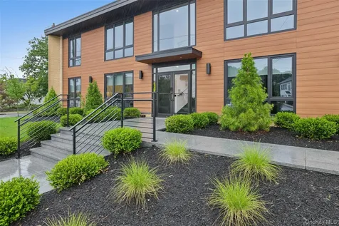 325 Manville Road Pleasantville NY 10570