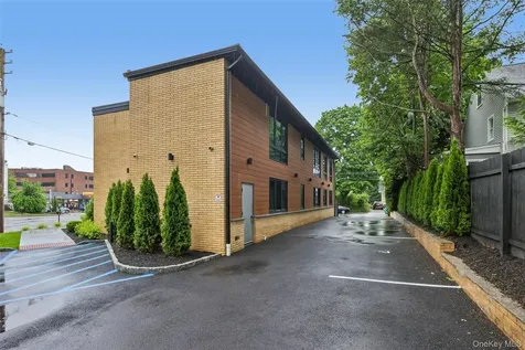 325 Manville Road Pleasantville NY 10570