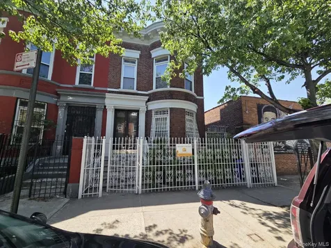 861 Manida Street Bronx NY 10474