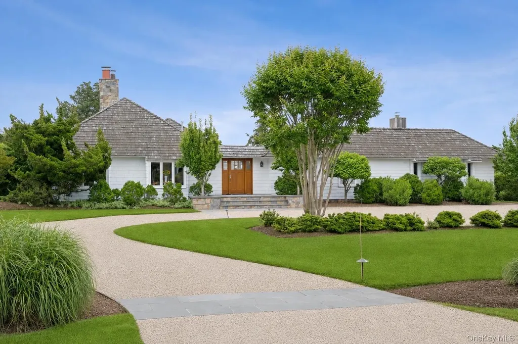 12 Ogden Lane Quogue NY 11959