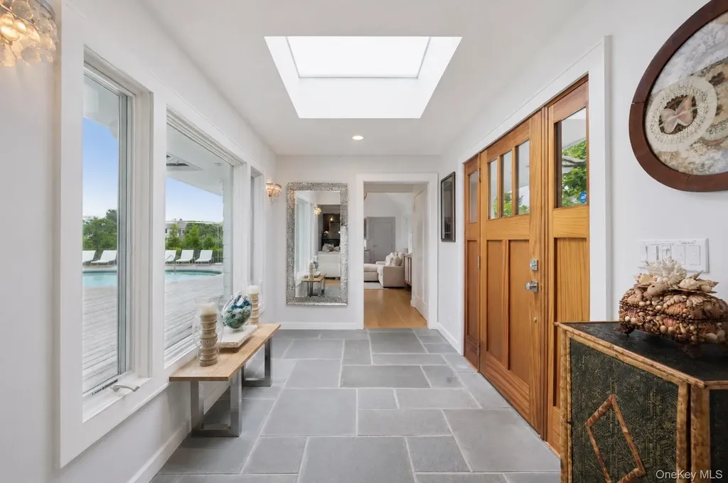 12 Ogden Lane Quogue NY 11959