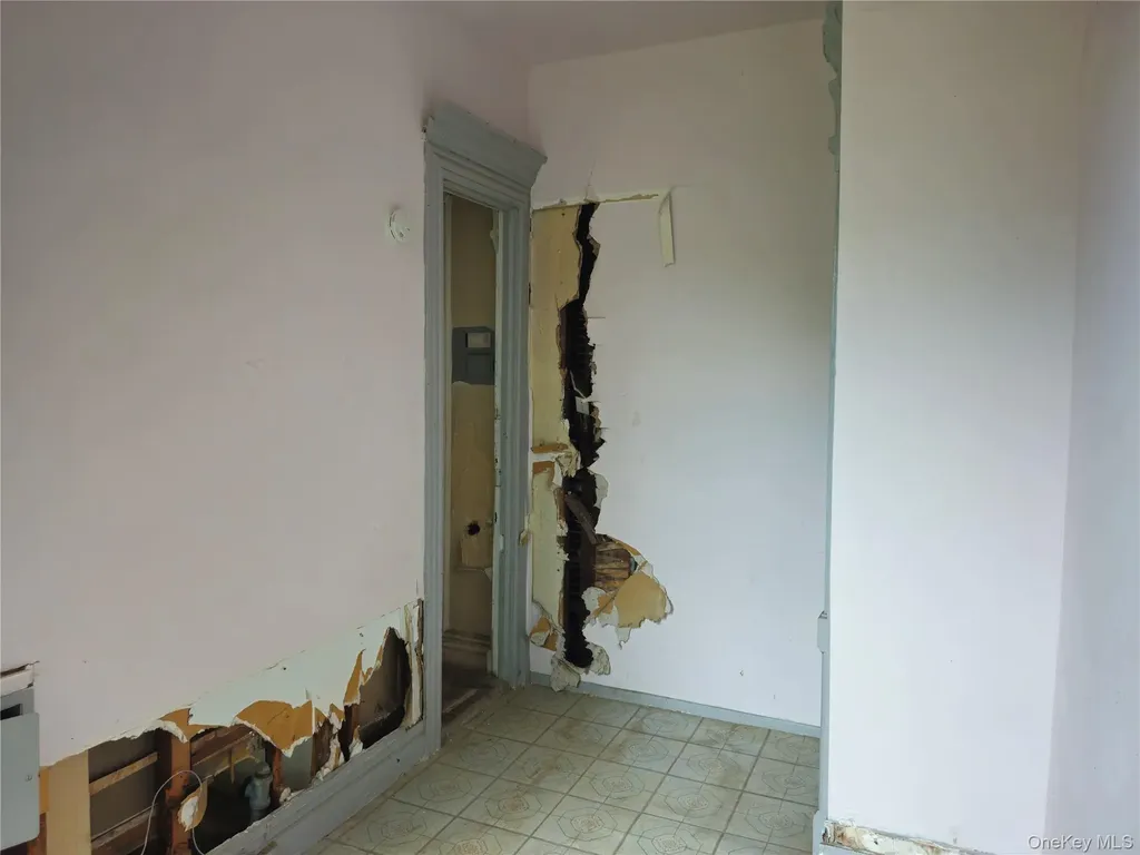 689 Greene Avenue Brooklyn NY 11221