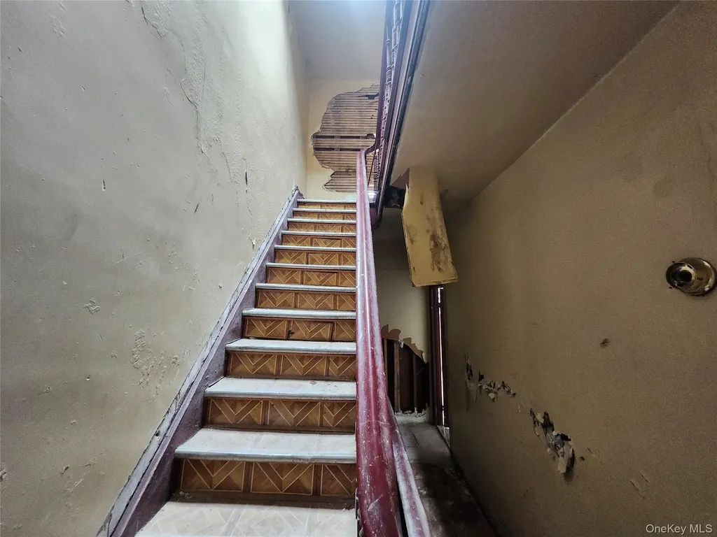 689 Greene Avenue Brooklyn NY 11221