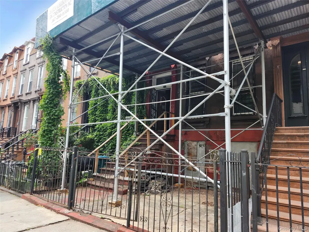 689 Greene Avenue Brooklyn NY 11221