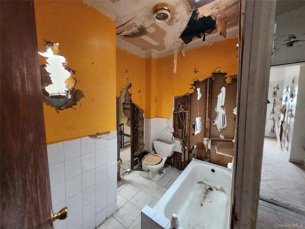 689 Greene Avenue Brooklyn NY 11221