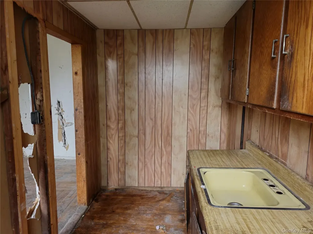 689 Greene Avenue Brooklyn NY 11221