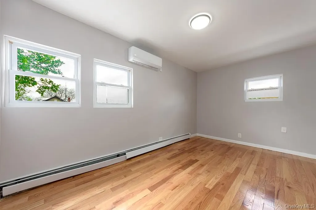 119-20 193rd Street Saint Albans NY 11412