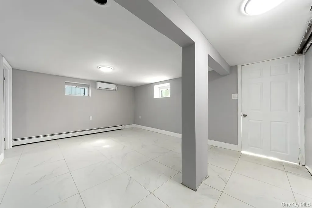 119-20 193rd Street Saint Albans NY 11412