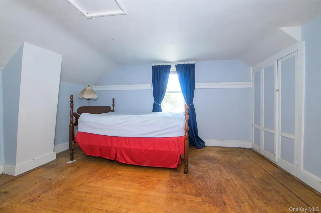 5-19 126th Street College Point NY 11356