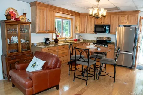 36 Small Hawley Point Road Kinderhook NY 12130