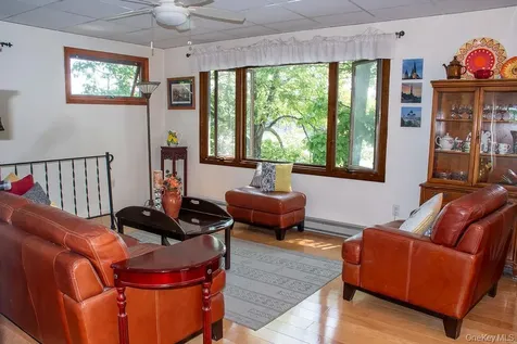 36 Small Hawley Point Road Kinderhook NY 12130