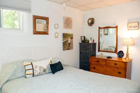 36 Small Hawley Point Road Kinderhook NY 12130