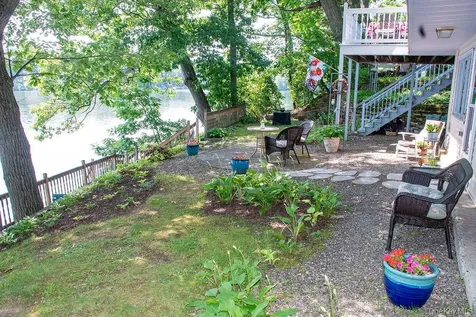 36 Small Hawley Point Road Kinderhook NY 12130