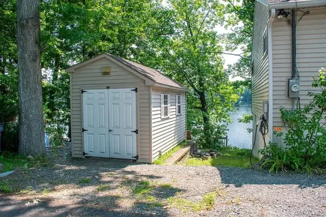 36 Small Hawley Point Road Kinderhook NY 12130