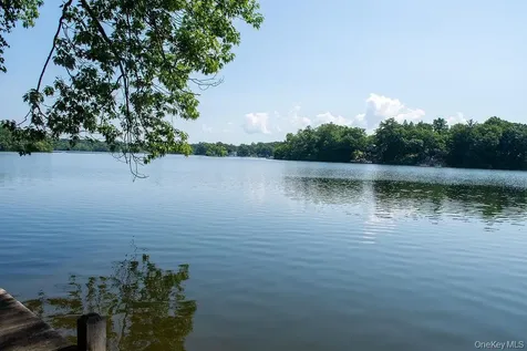 36 Small Hawley Point Road Kinderhook NY 12130