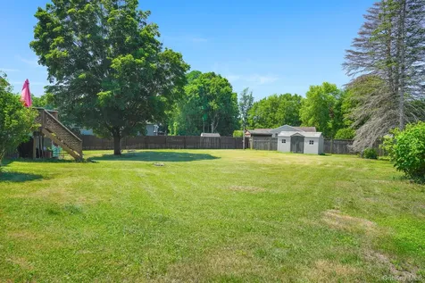 12 Golden Way Staatsburg NY 12580