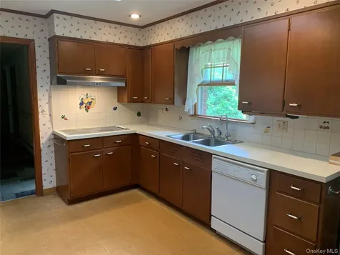 9 Dogwood Hill Road Wappingers Falls NY 12590