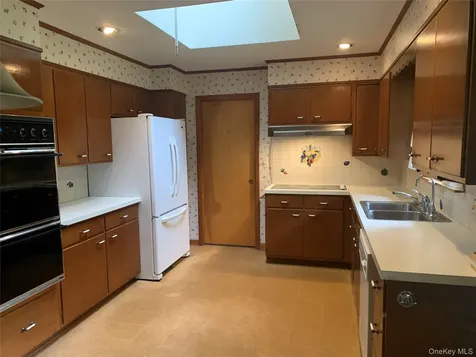 9 Dogwood Hill Road Wappingers Falls NY 12590