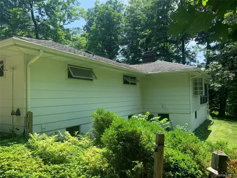 9 Dogwood Hill Road Wappingers Falls NY 12590