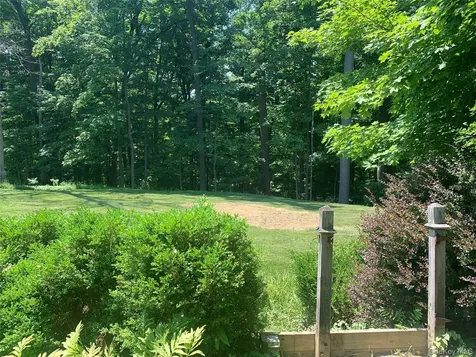 9 Dogwood Hill Road Wappingers Falls NY 12590