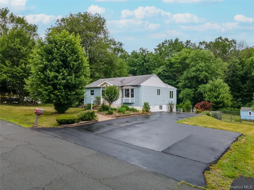 44 Orchard Hill Middletown NY 10941