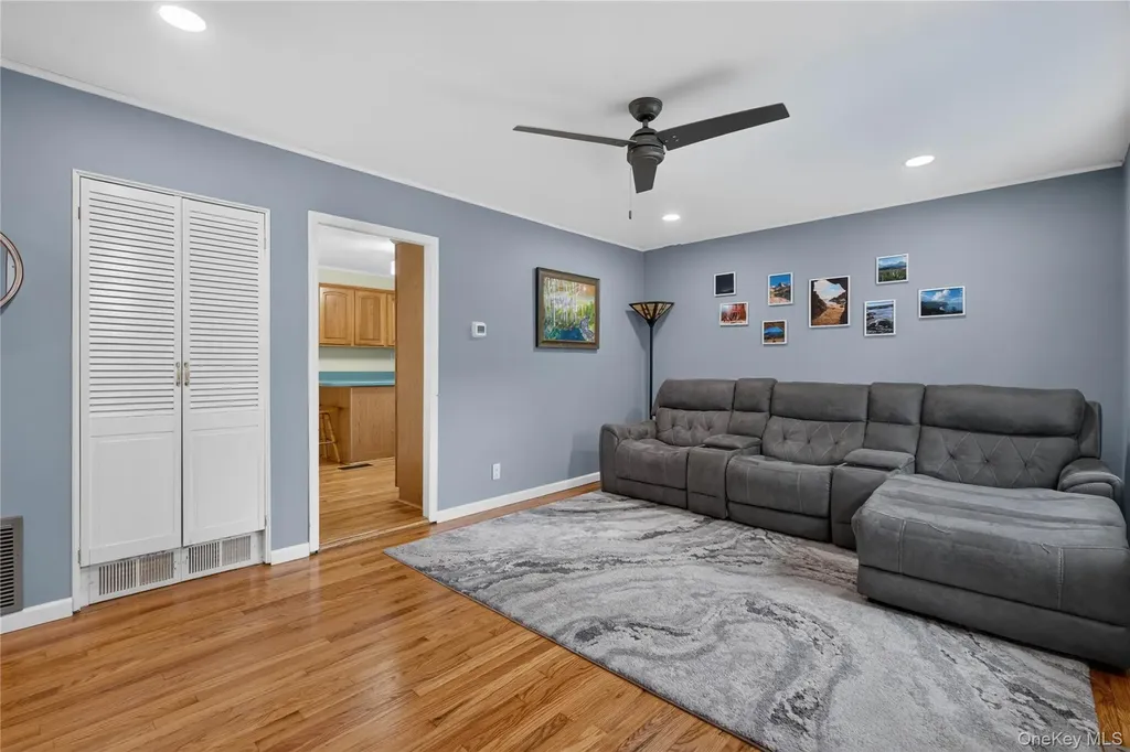 44 Orchard Hill Middletown NY 10941