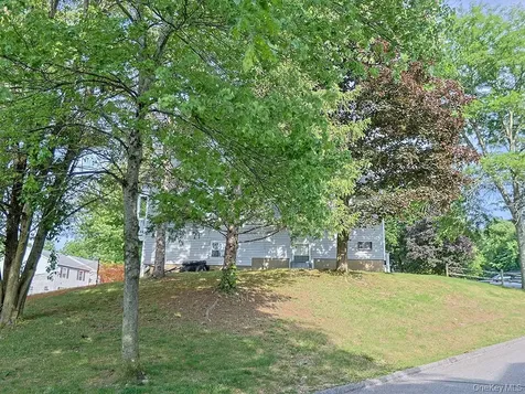 10 Lexington Hill Harriman NY 10926