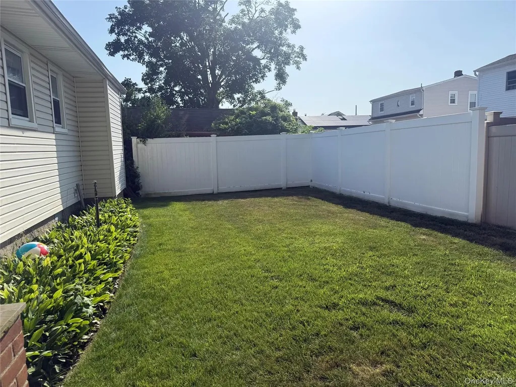 939 Steele Boulevard Baldwin NY 11510