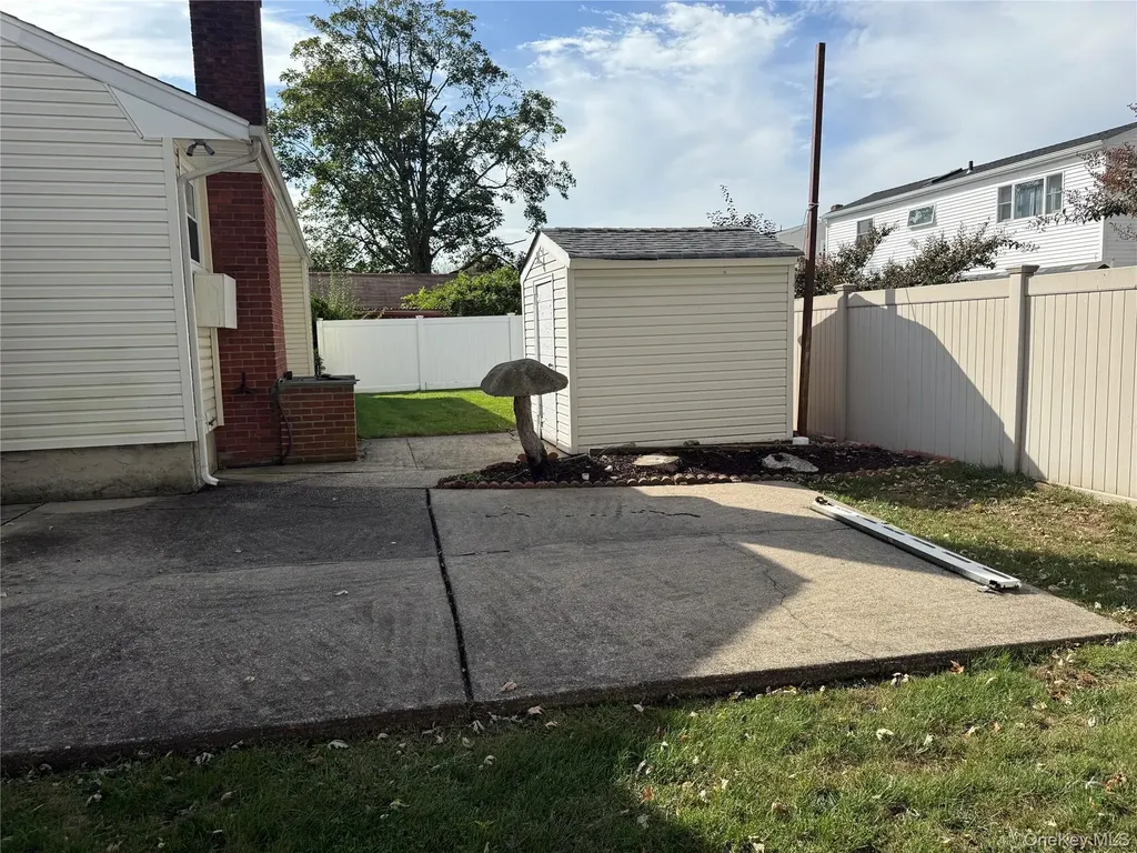 939 Steele Boulevard Baldwin NY 11510