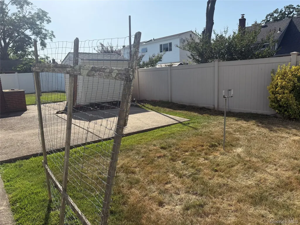 939 Steele Boulevard Baldwin NY 11510