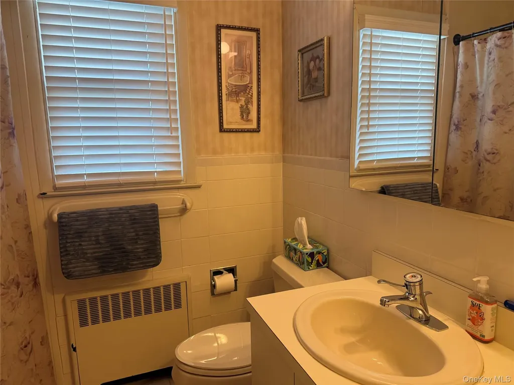 939 Steele Boulevard Baldwin NY 11510