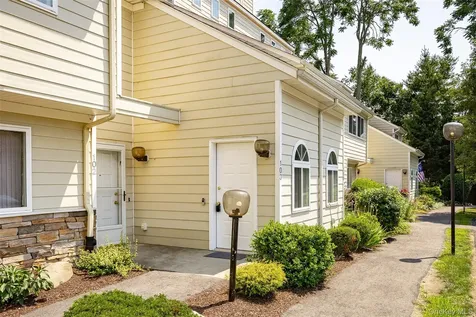 103 Crystal Hill Lane Poughkeepsie NY 12603