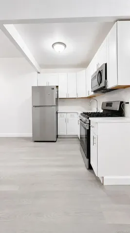 927 Summit Avenue Bronx NY 10452
