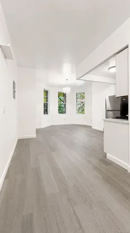 927 Summit Avenue Bronx NY 10452