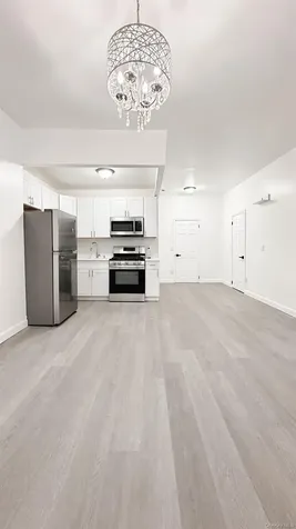 927 Summit Avenue Bronx NY 10452