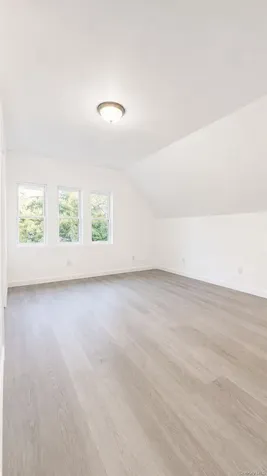 927 Summit Avenue Bronx NY 10452