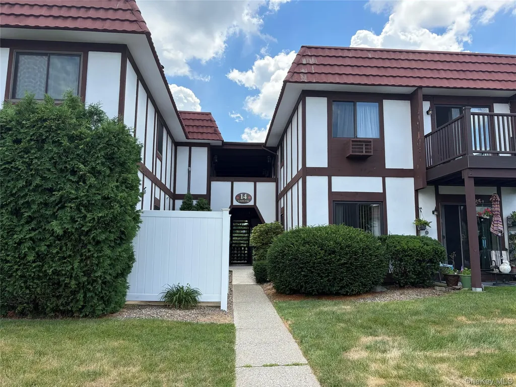 14 Skyline Drive Fishkill NY 12524