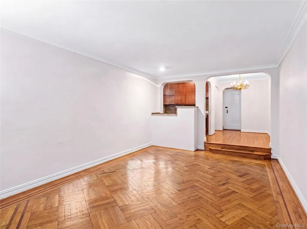4445 Post Road Bronx NY 10471