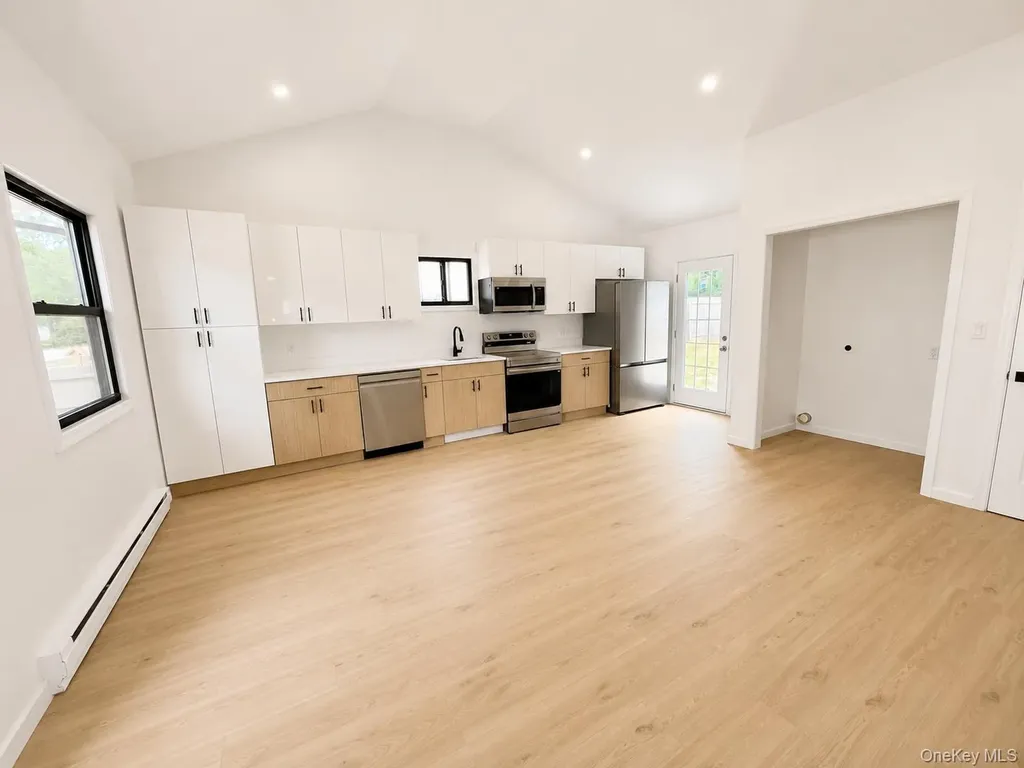 24 E Cherry Street Central Islip NY 11722