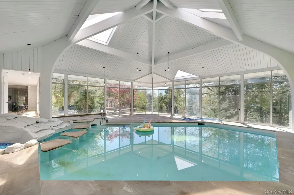 380 Cross River Road Katonah NY 10536