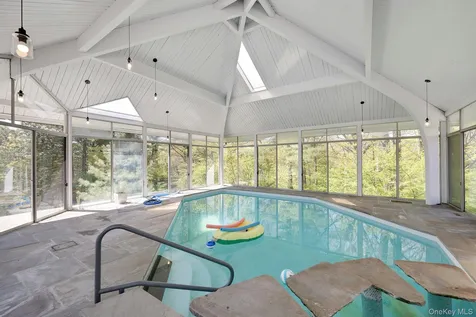 380 Cross River Road Katonah NY 10536