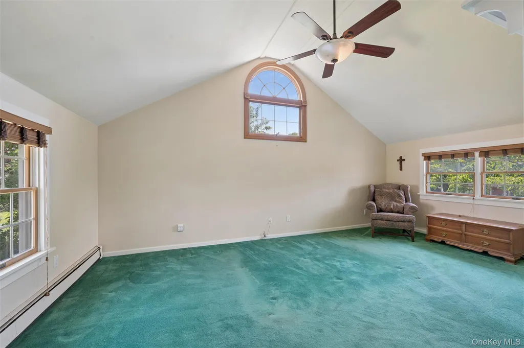 138 Hallock Street Riverhead NY 11901