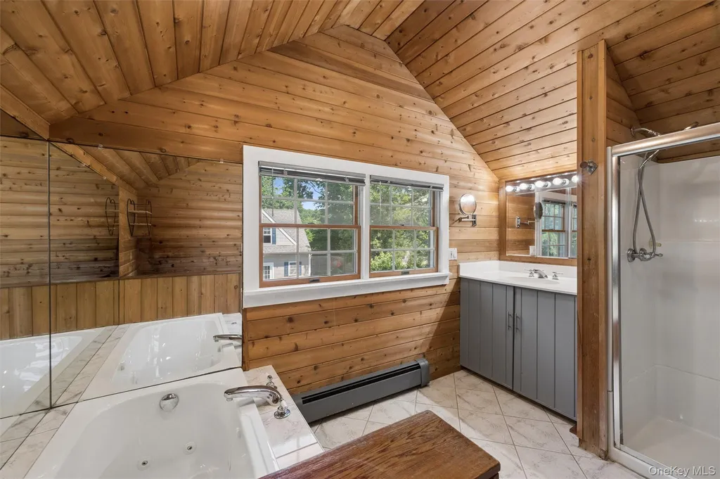 138 Hallock Street Riverhead NY 11901