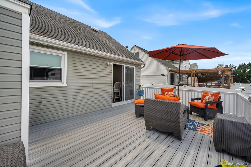 40 Martha Street Freeport NY 11520