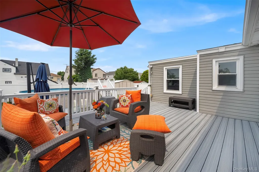 40 Martha Street Freeport NY 11520