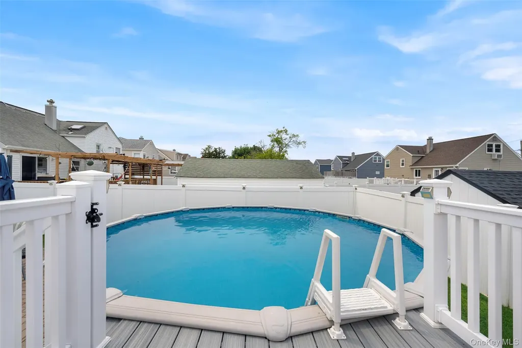 40 Martha Street Freeport NY 11520